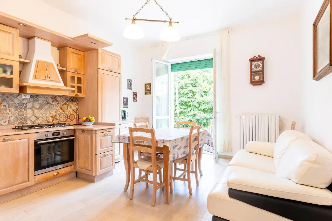 Livorno- Piazza Vittoria Central Apartment! location
