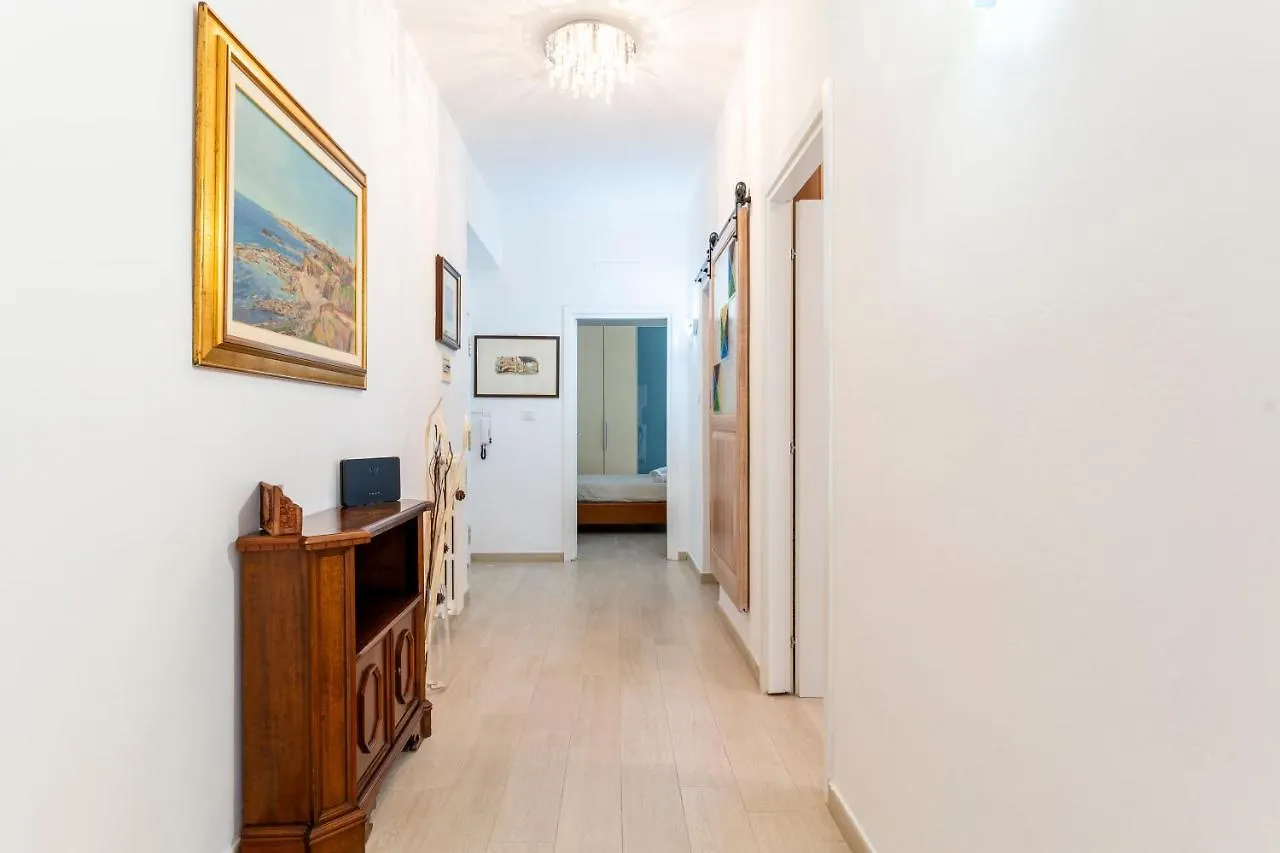 Livorno- Piazza Vittoria Central Apartment! Apartment